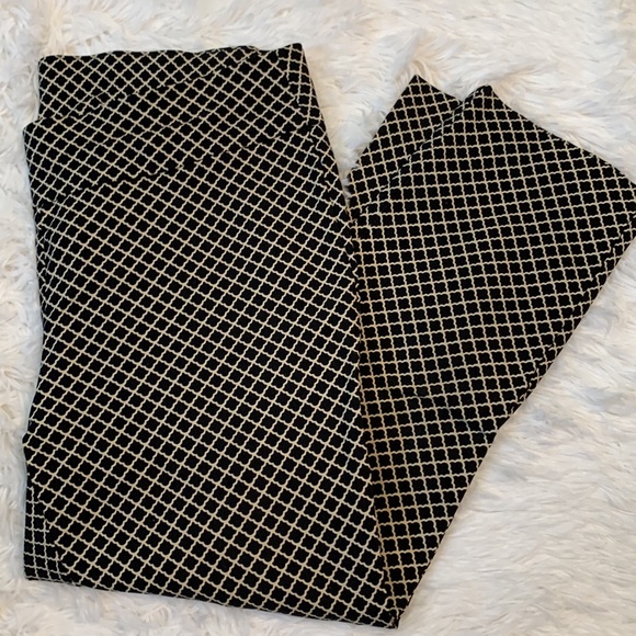 Rafaella Navy Patterned Pull On Cropped Pant - Picture 3 of 7